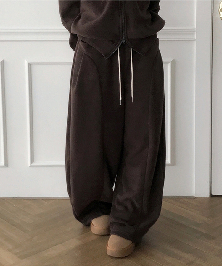 リベットピンタックフリースバルーンワイドパンツ BROWN