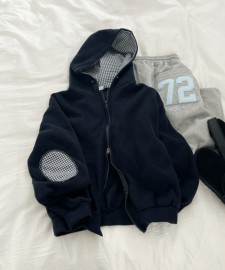 チェックフリースフードジップアップ