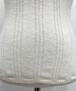 ウェンディボタンVニット