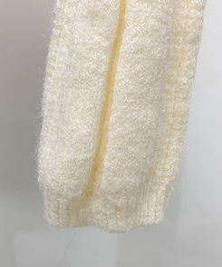 ウェンディボタンVニット