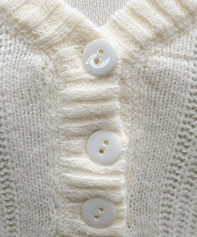 ウェンディボタンVニット