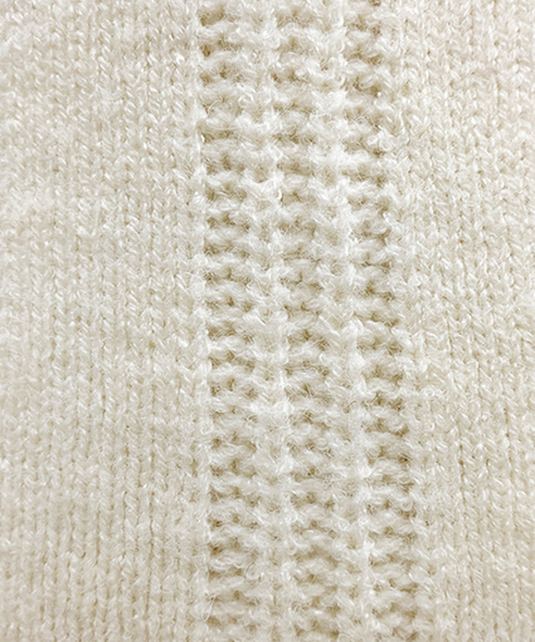 ウェンディボタンVニット