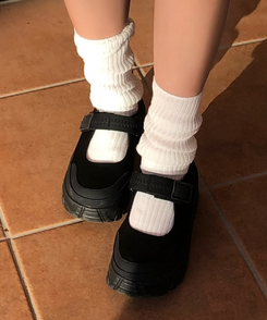 루즈핏 니트 니삭스 레그워머 화이트