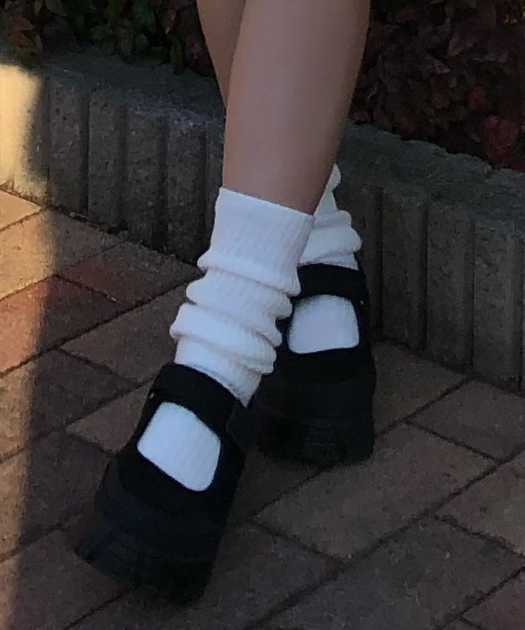 루즈핏 니트 니삭스 레그워머 화이트