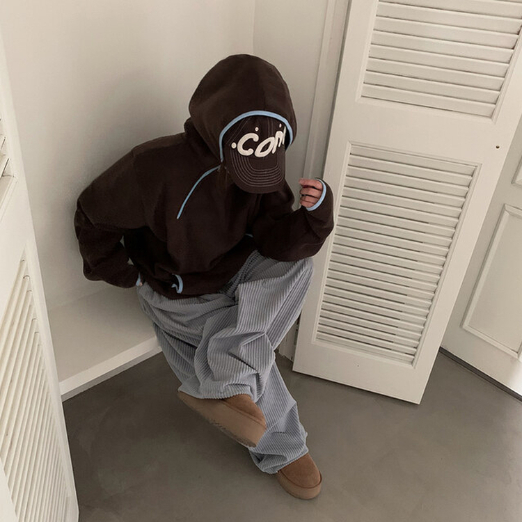 포근하게 스며드는 배색 후리스 후드티 t