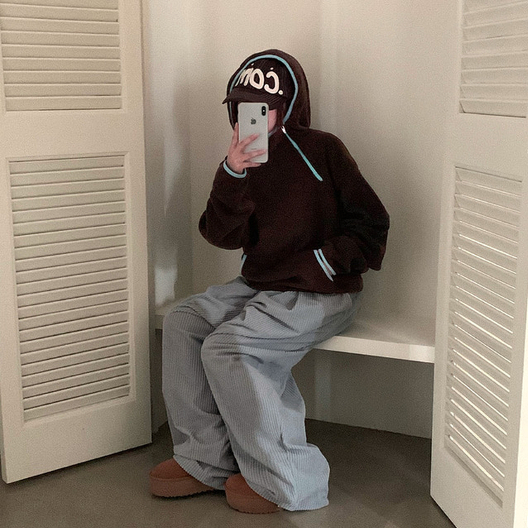 포근하게 스며드는 배색 후리스 후드티 t