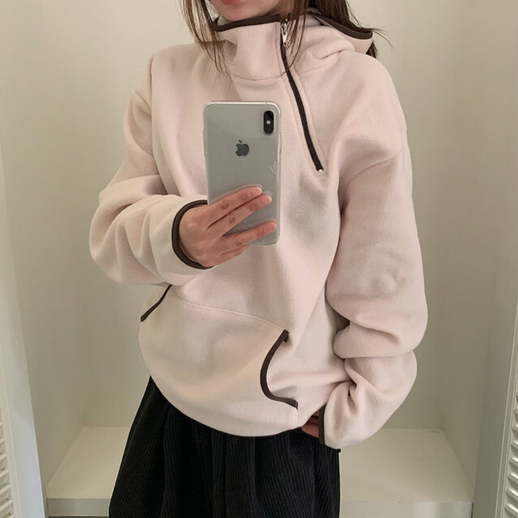 포근하게 스며드는 배색 후리스 후드티 t