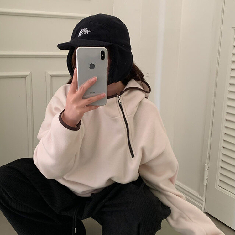 포근하게 스며드는 배색 후리스 후드티 t