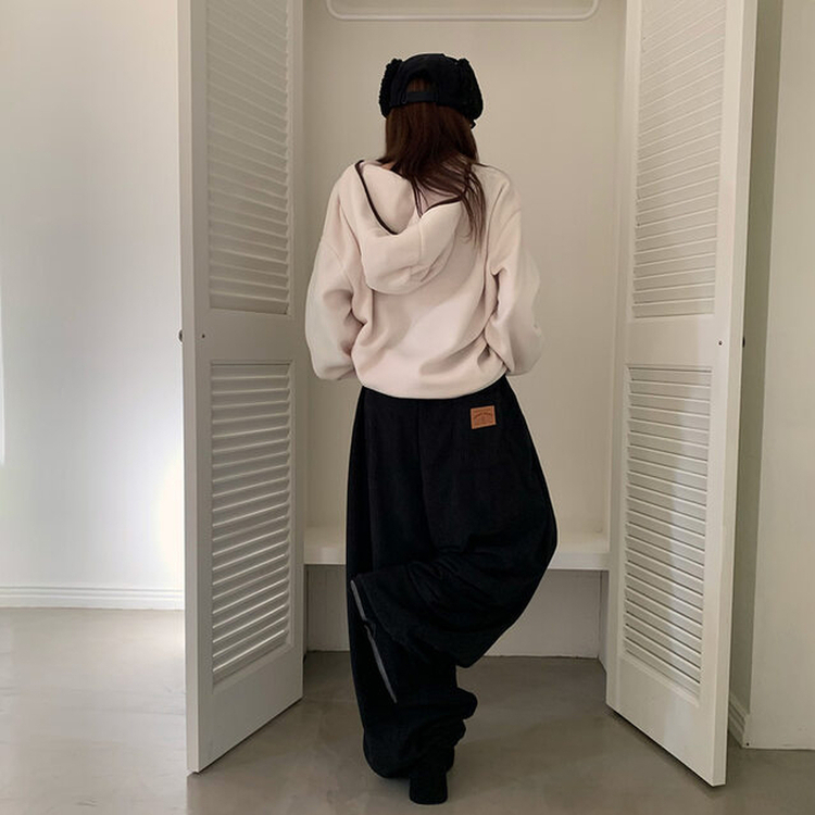 포근하게 스며드는 배색 후리스 후드티 t