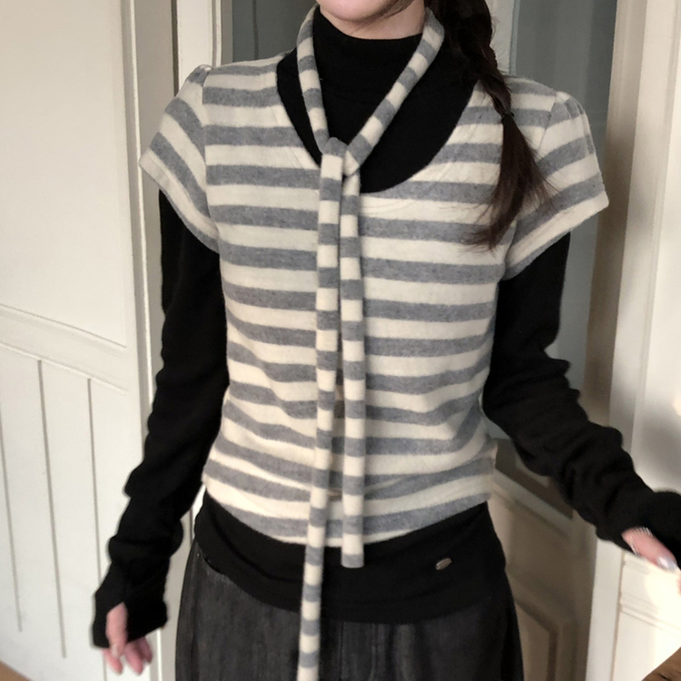 【マフラー付き】ストライプパフ半袖ニット GREY