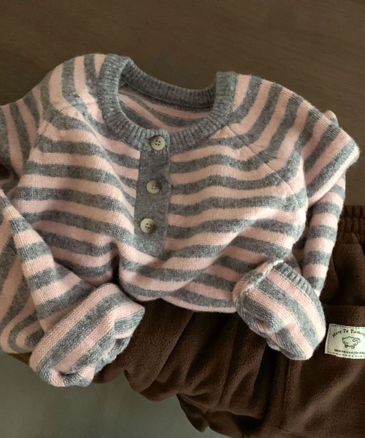 홀리 헨리넥 버튼 스트라이프 긴팔 울니트