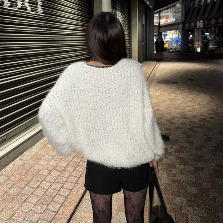 뽀글이 보트넥 앙고라 니트 아이보리