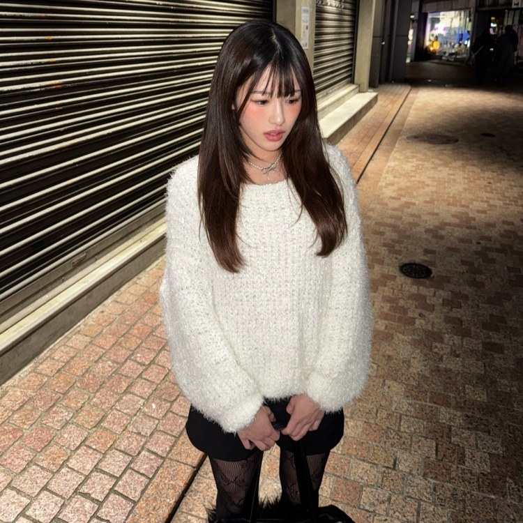 뽀글이 보트넥 앙고라 니트 아이보리