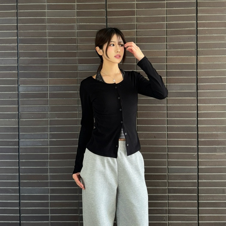 이중 홀터 가디건 블랙