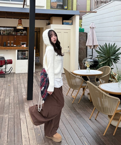 코듀로이 엉덩이 패치 기모 팬츠 브라운