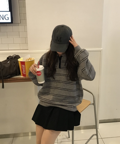 베이직 스트라이프 오버핏 니트 그레이-블랙