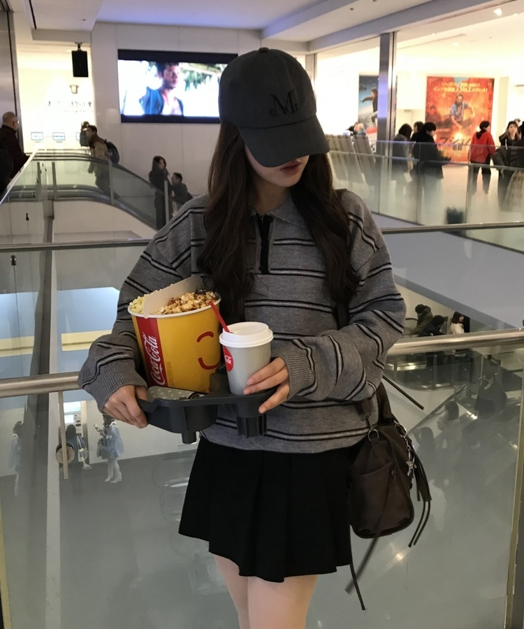 베이직 스트라이프 오버핏 니트 그레이-블랙