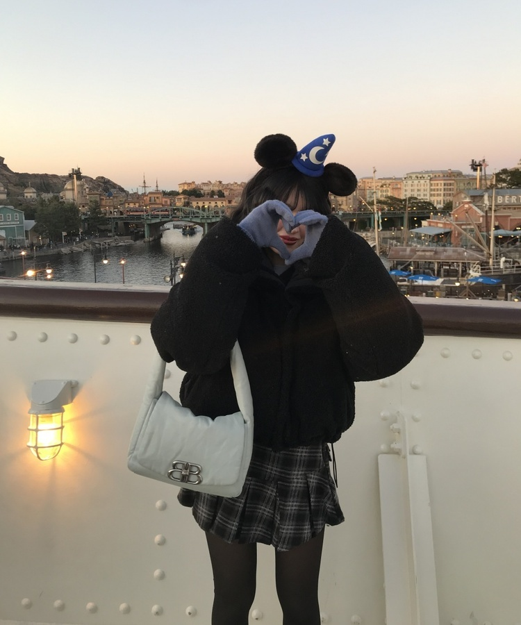 양면 뽀글이 크롭 패딩 블랙