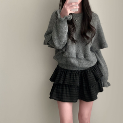 겨울에도 러블리함을 포기못한다면톤다운 분위기 체크 모직 캉캉 미니 밴딩 스커트 블랙