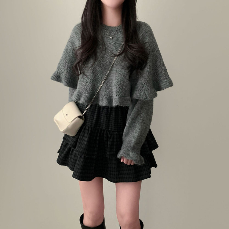 겨울에도 러블리함을 포기못한다면톤다운 분위기 체크 모직 캉캉 미니 밴딩 스커트 블랙