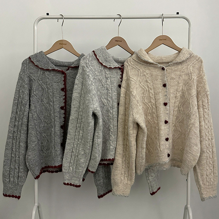 레드벨벳 하트 버튼 배색 앙고라 카라 꽈배기 가디건