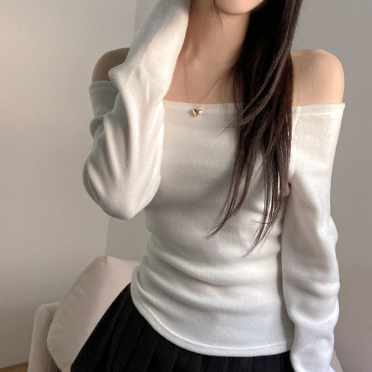 수아 포근 오프숄더 기모 티셔츠 아이보리