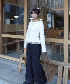 ドット柄フリル付きトップス WHITE