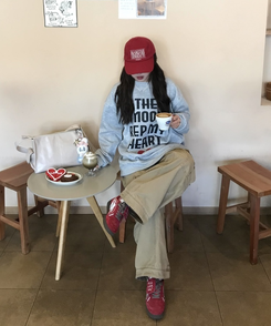 ハートプリントロゴトレーナー GRAY