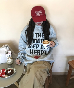 ハートプリントロゴトレーナー GRAY