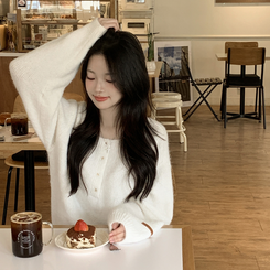 헨리넥 투웨이 원오프숄더 레더패치 오버핏 벌룬 레드 울니트 크리스마스룩 아이보리