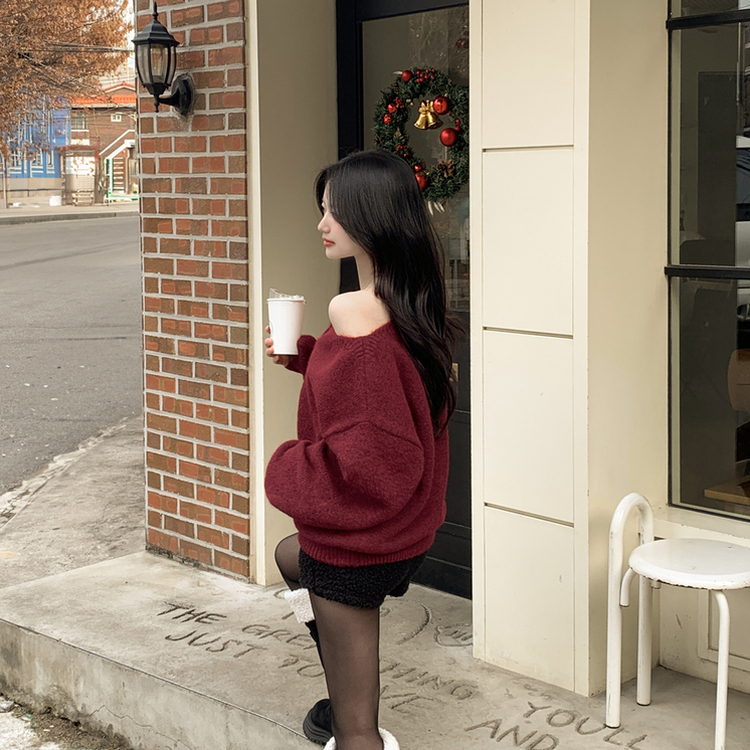 헨리넥 투웨이 원오프숄더 레더패치 오버핏 벌룬 레드 울니트 크리스마스룩 레드