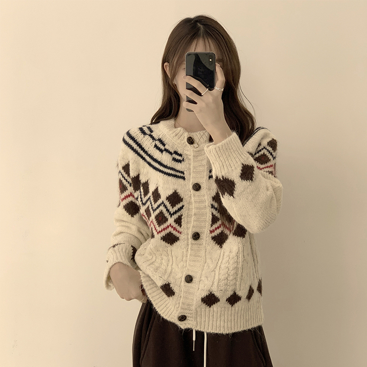 폭닥폭닥함의 정석 선샤인 라운드 겨울 도톰 긴팔 니트 가디건 오버핏 버튼 아우터 루즈핏 상의 3color