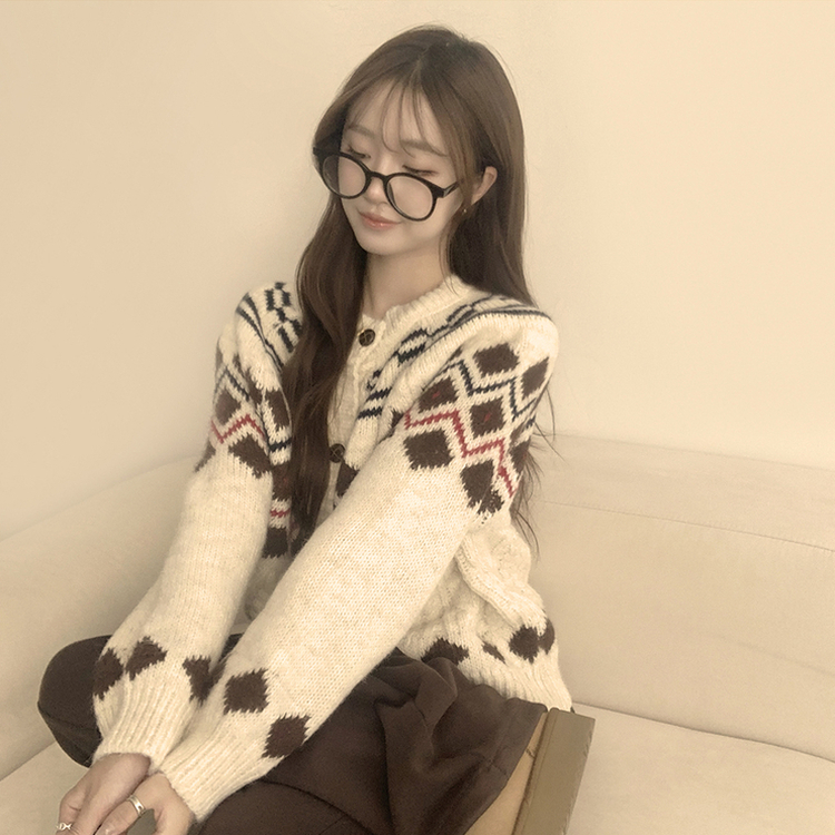 폭닥폭닥함의 정석 선샤인 라운드 겨울 도톰 긴팔 니트 가디건 오버핏 버튼 아우터 루즈핏 상의 3color