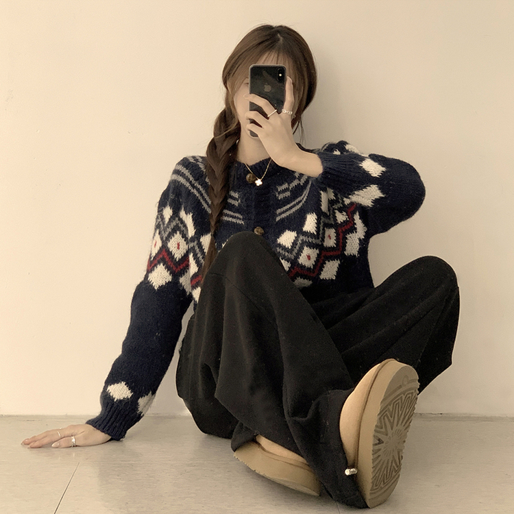 폭닥폭닥함의 정석 선샤인 라운드 겨울 도톰 긴팔 니트 가디건 오버핏 버튼 아우터 루즈핏 상의 3color