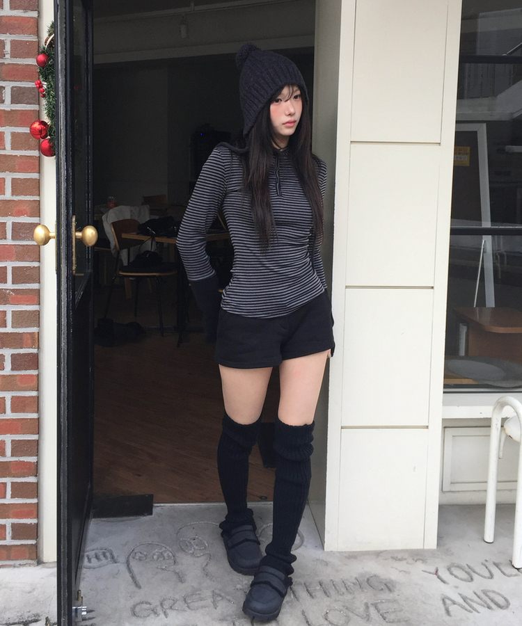 톡톡 슬림핏 단가라 후드 티셔츠