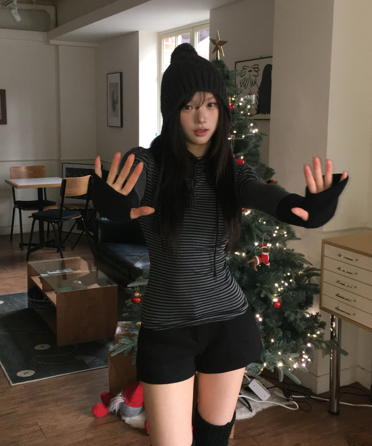 톡톡 슬림핏 단가라 후드 티셔츠