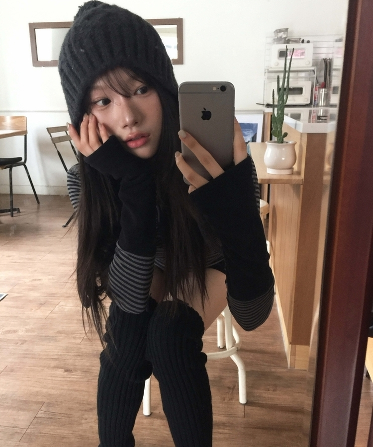 톡톡 슬림핏 단가라 후드 티셔츠