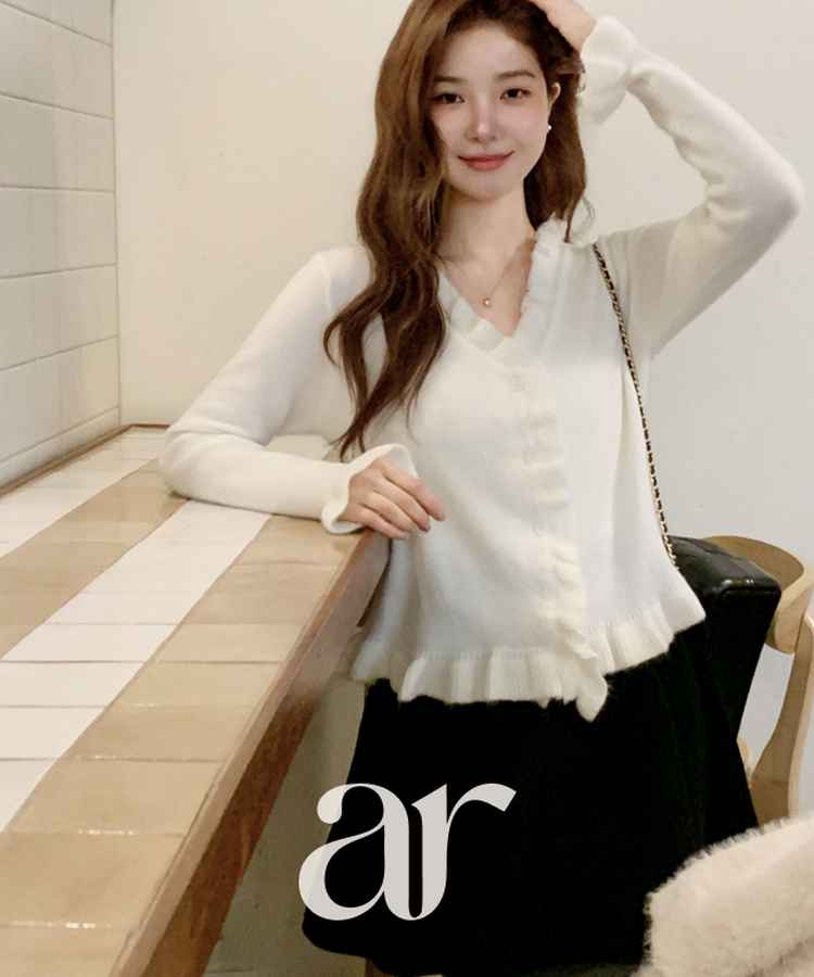 ほっそり見えフリル／ソフトウール) Vネック ウール フリル ニット