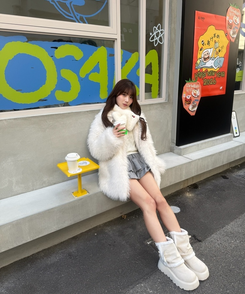 Vネックケーブル編みニット IVORY