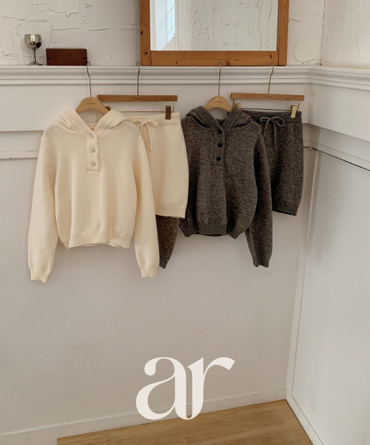 (フードニット＋スカート／華奢見えセット)   フードニット バンディング ミニスカート ツーピースセット