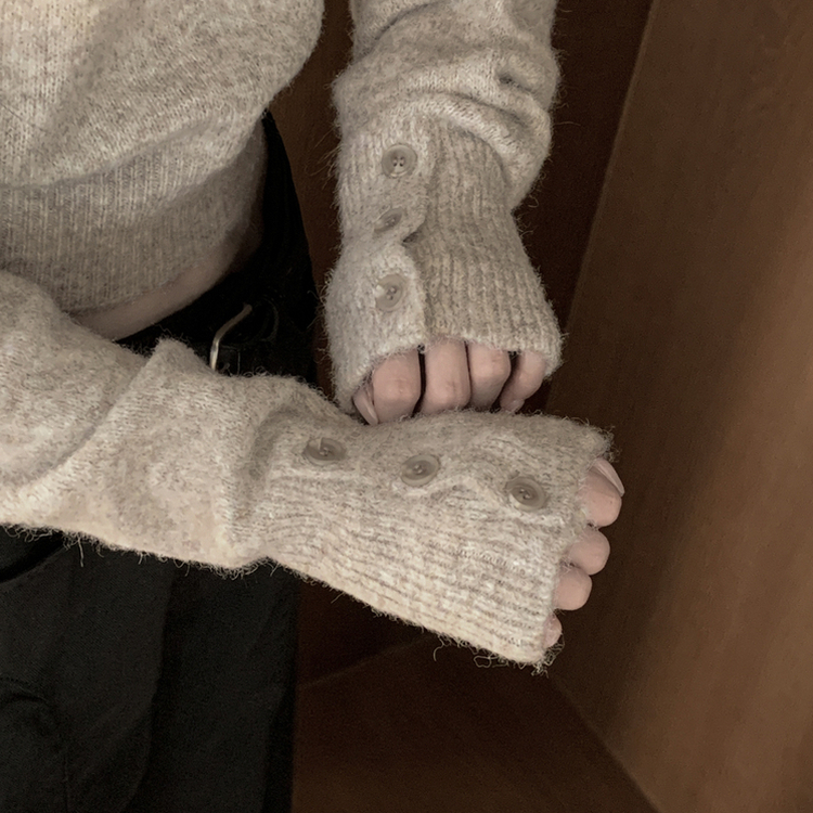 ワンオフボタン袖ウォーマーニット LIGHT BROWN