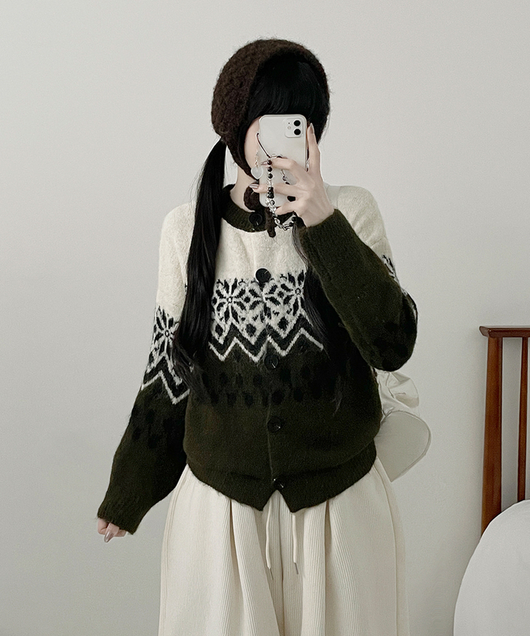 트리눈꽃노르딕패턴라운드울니트가디건