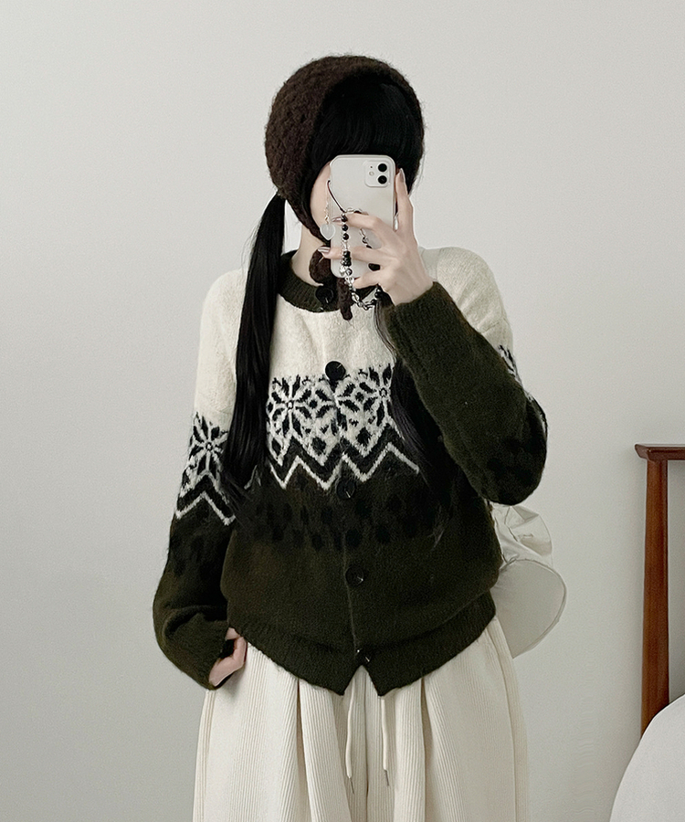 트리눈꽃노르딕패턴라운드울니트가디건