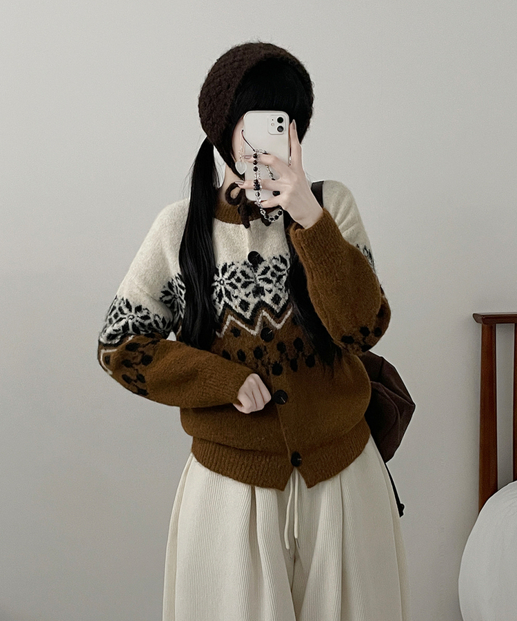 트리눈꽃노르딕패턴라운드울니트가디건