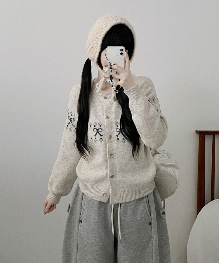 포이리본패턴라운드니트가디건