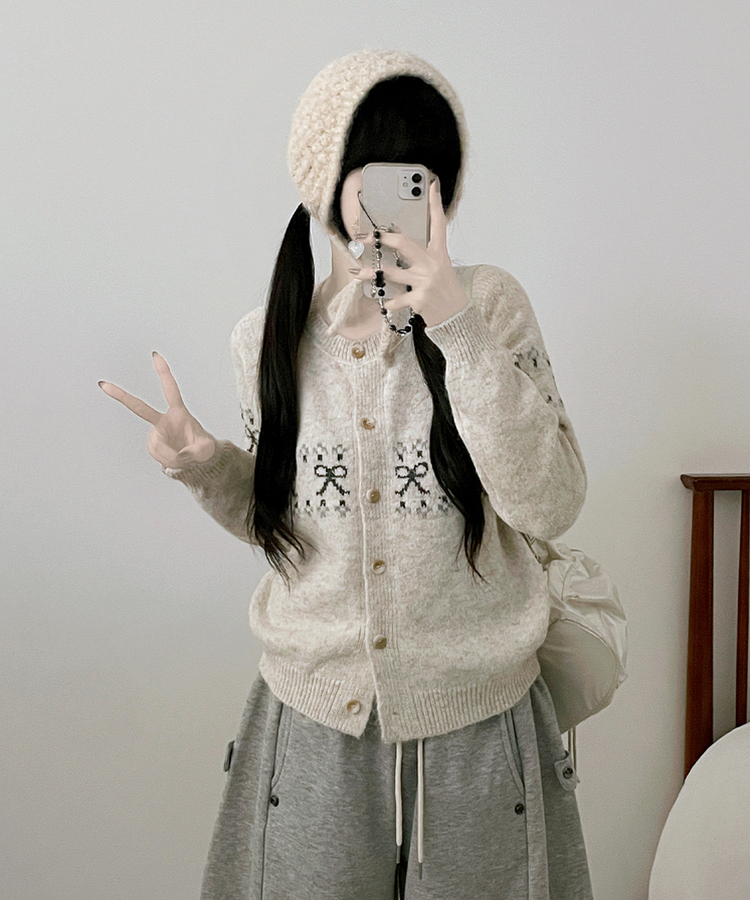 포이리본패턴라운드니트가디건