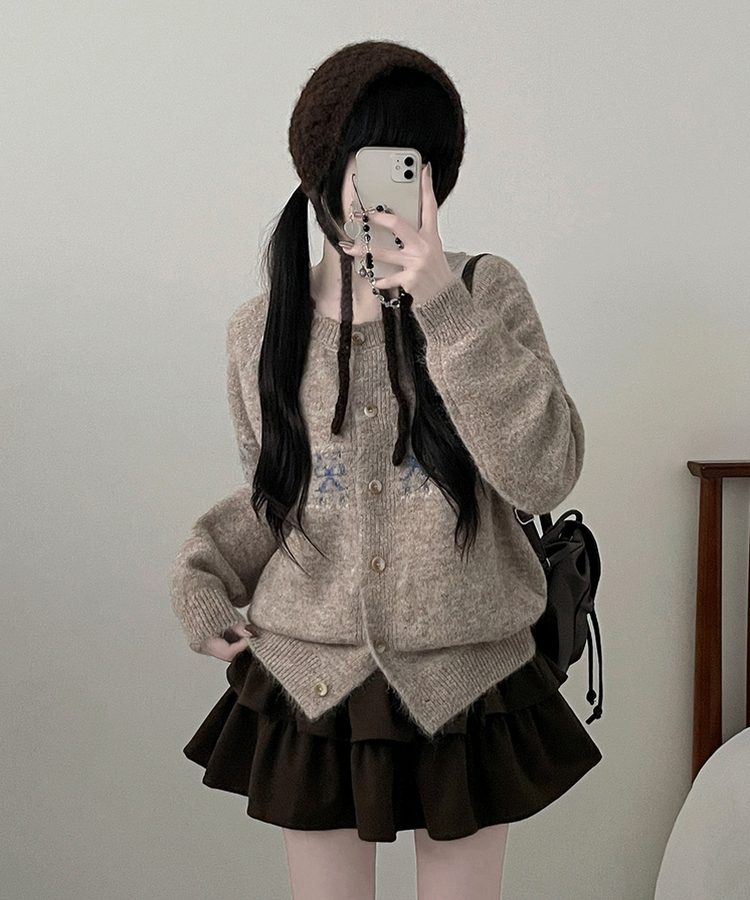 포이리본패턴라운드니트가디건