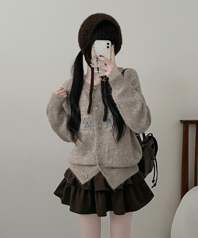 포이리본패턴라운드니트가디건