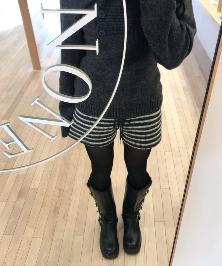 스트라이프 울 숏 팬츠