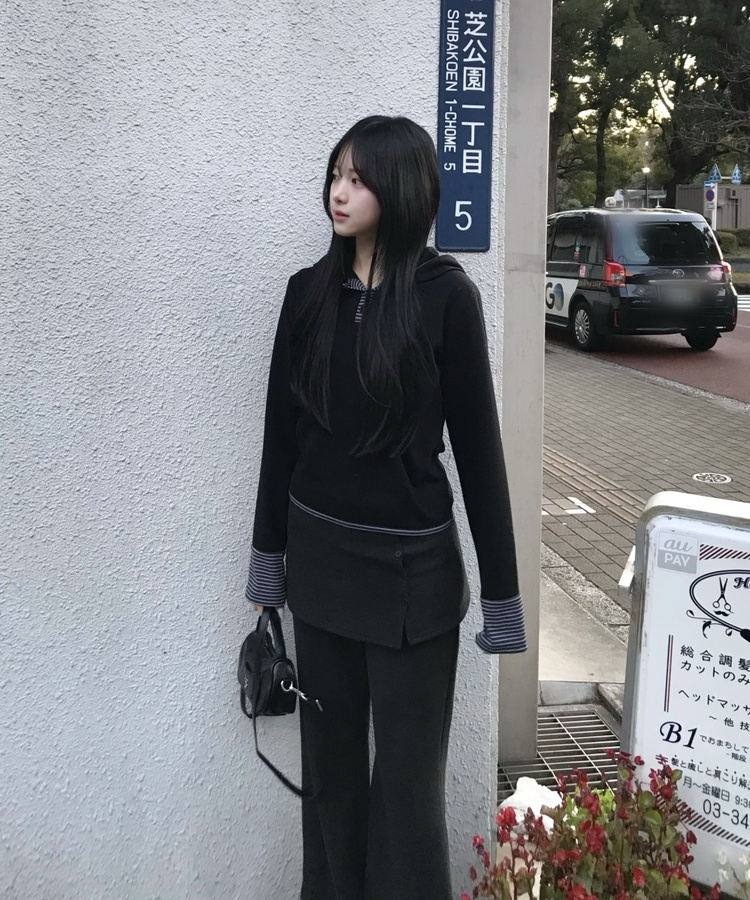 ブーツカットスカートパンツ CHARCOAL